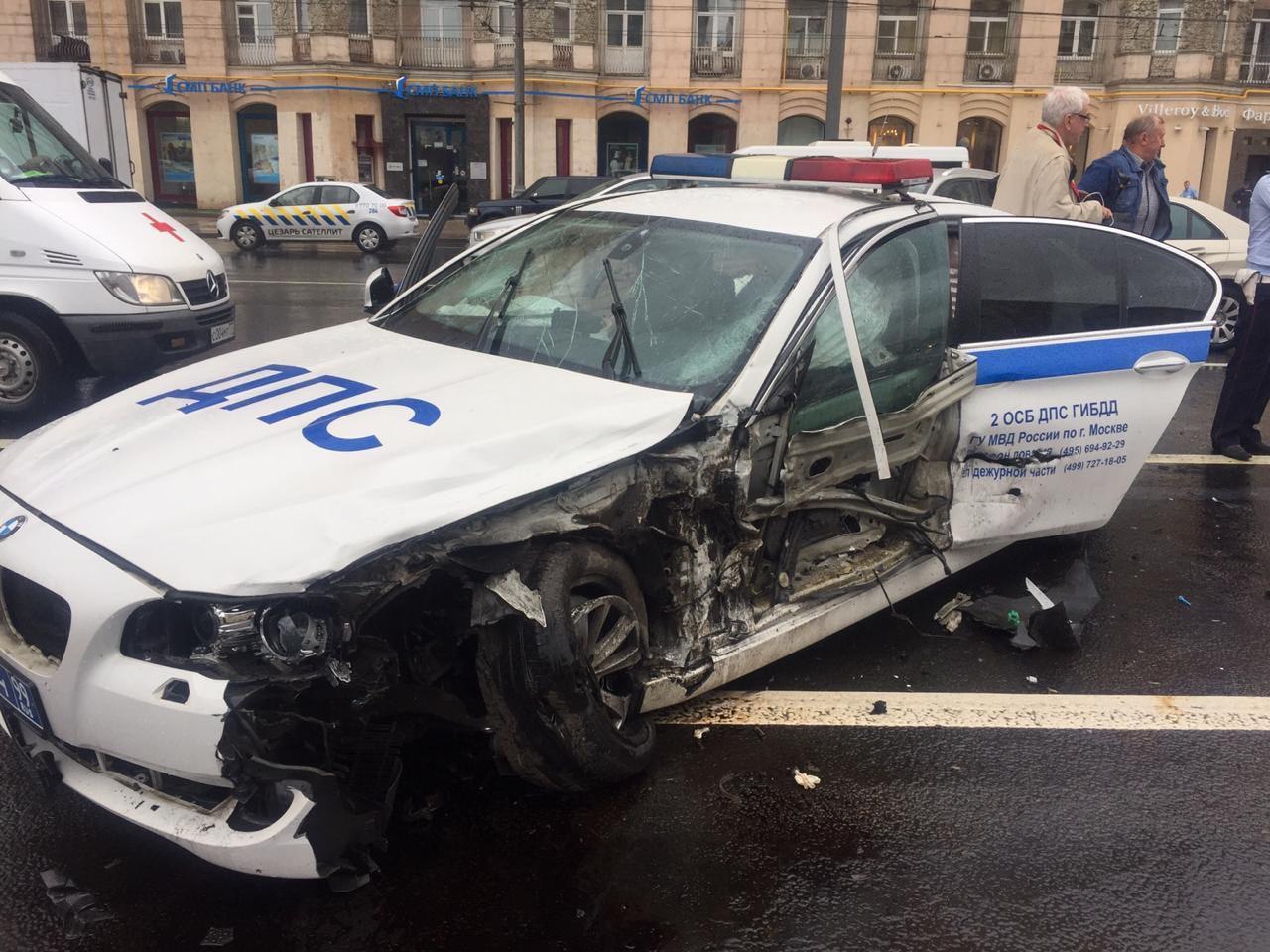 Момент ДТП с машиной ДПС в Москве попал на видео | 28.06.2019 | Рязань -  БезФормата