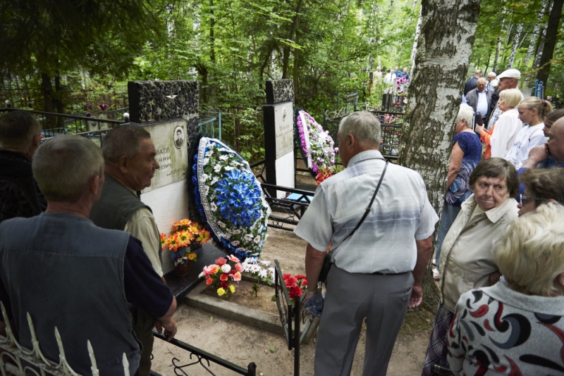 В Рязани открыли стелу памяти огнеборцам, погибшим при тушении пожара на нефтезаводе