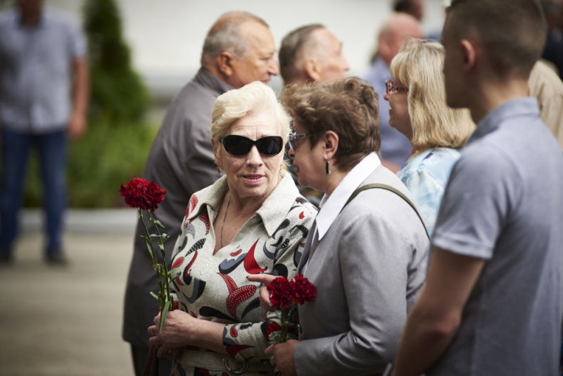 В Рязани открыли стелу памяти огнеборцам, погибшим при тушении пожара на нефтезаводе