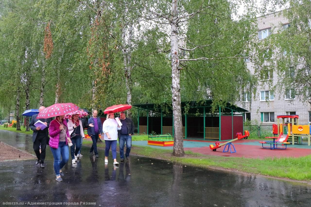 В Рязани проверили строительство пристроек к детским садам