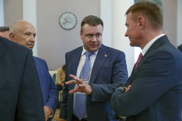 Николай Любимов принял участие в обсуждении перспектив межрегионального сотрудничества