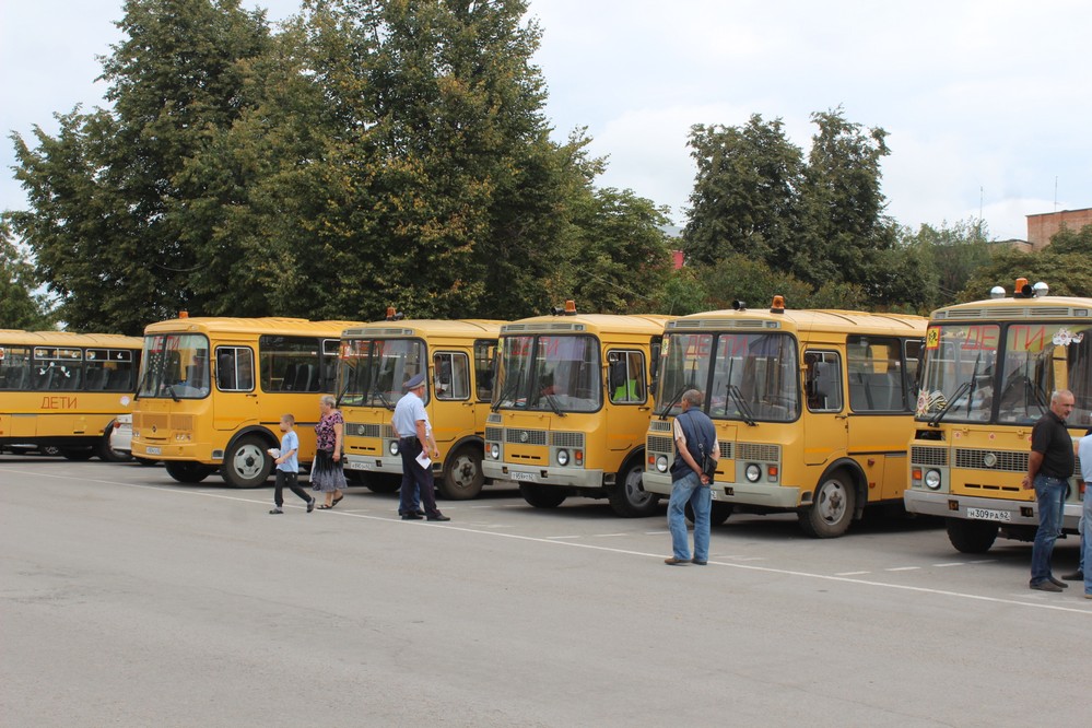 В Скопинском районе проверили школьные автобусы