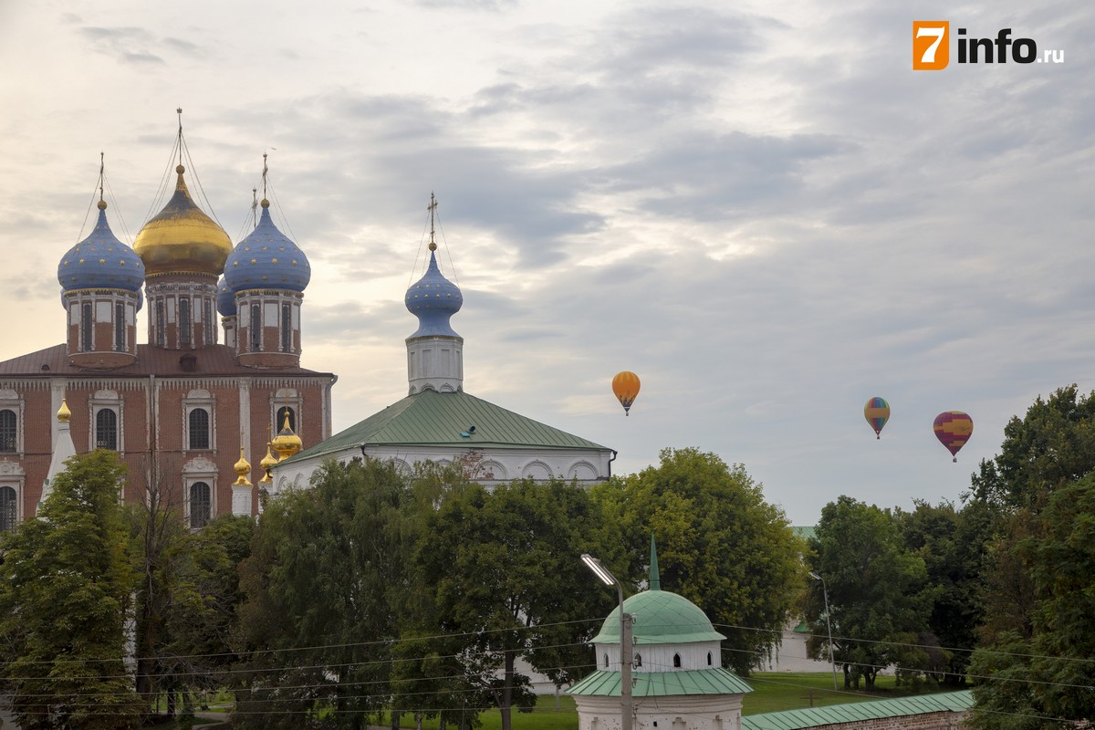 Аэростаты над Рязанским кремлём. Фоторепортаж от РИА «7 новостей»