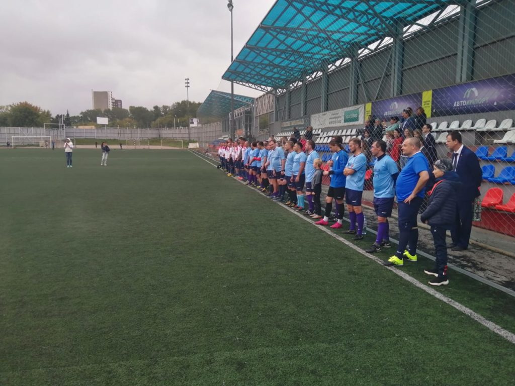 Правительство области сыграло в футбол с администрацией Рязани