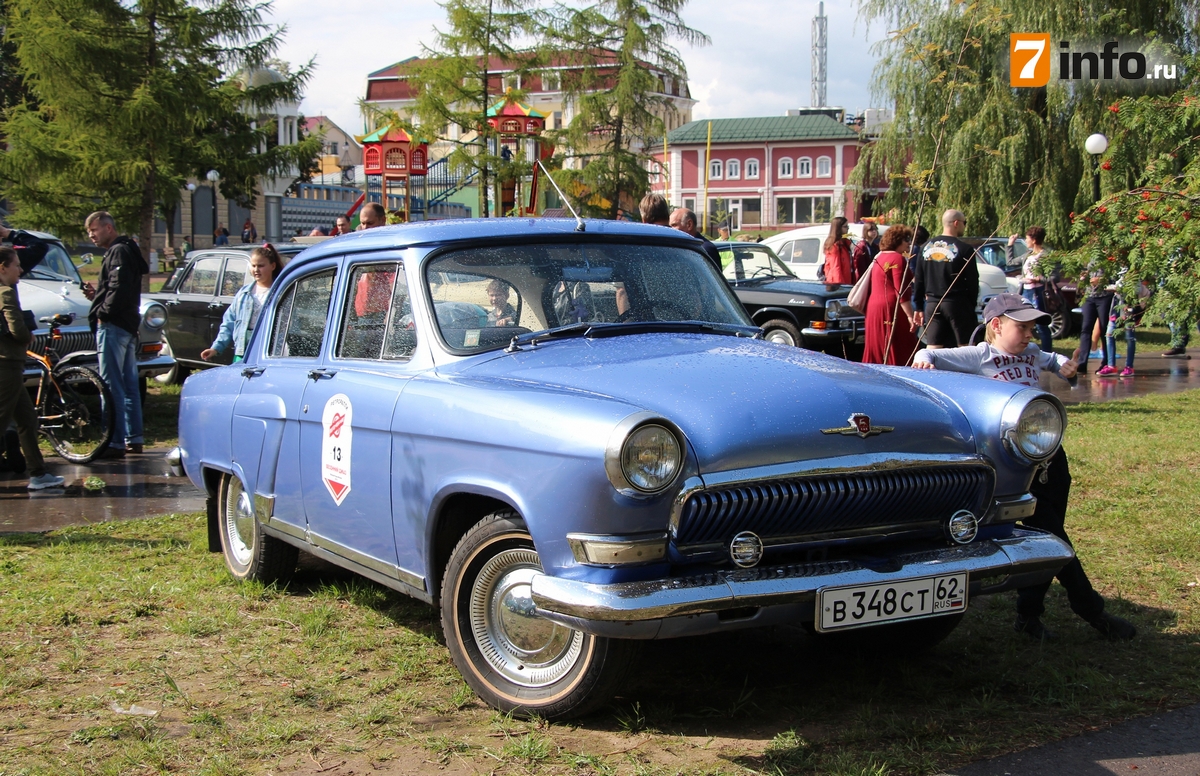 В Рязани прошёл ежегодный ретро-фестиваль автомобилей
