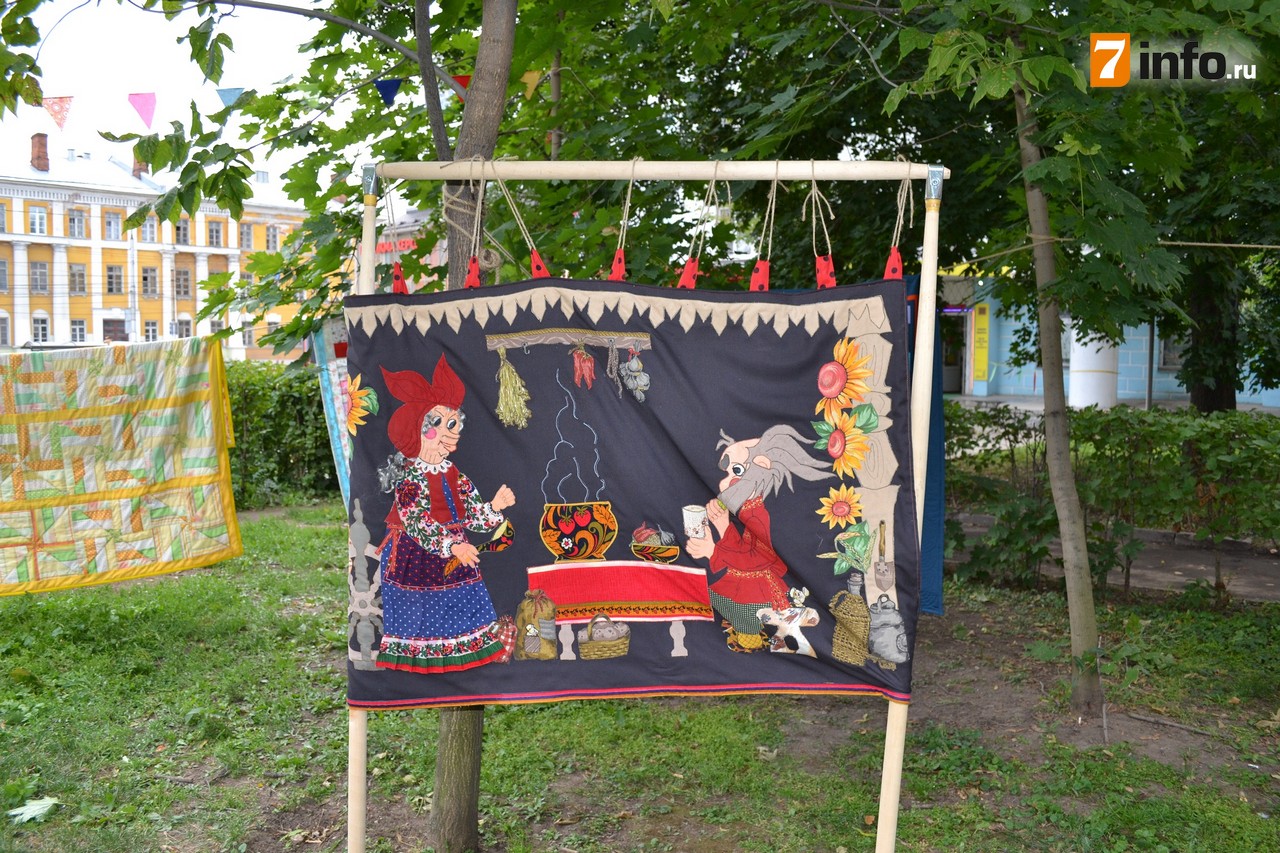 В Рязани впервые прошёл фестиваль прикладного творчества «Шили-были»