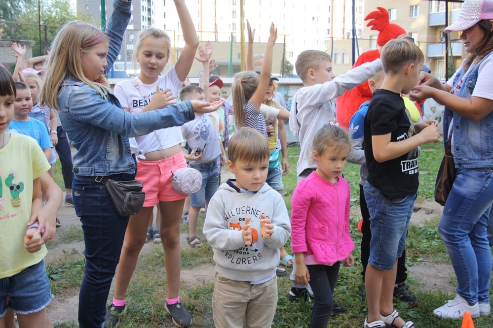 «Зелёный сад» и «СМ-Клиника» подарили детям весёлый праздник