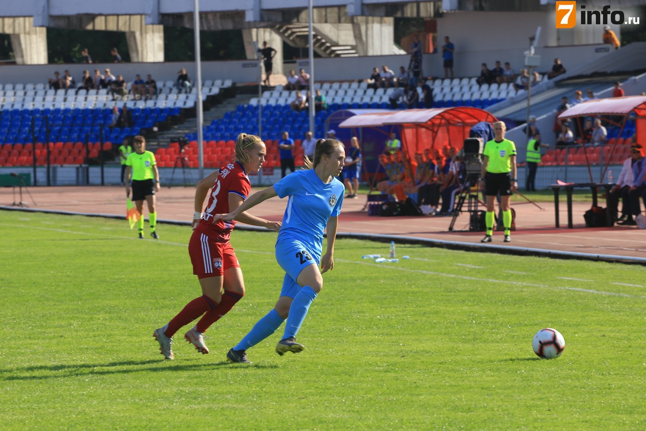 «Рязань-ВДВ» пропустила 9 мячей в женской Лиге чемпионов