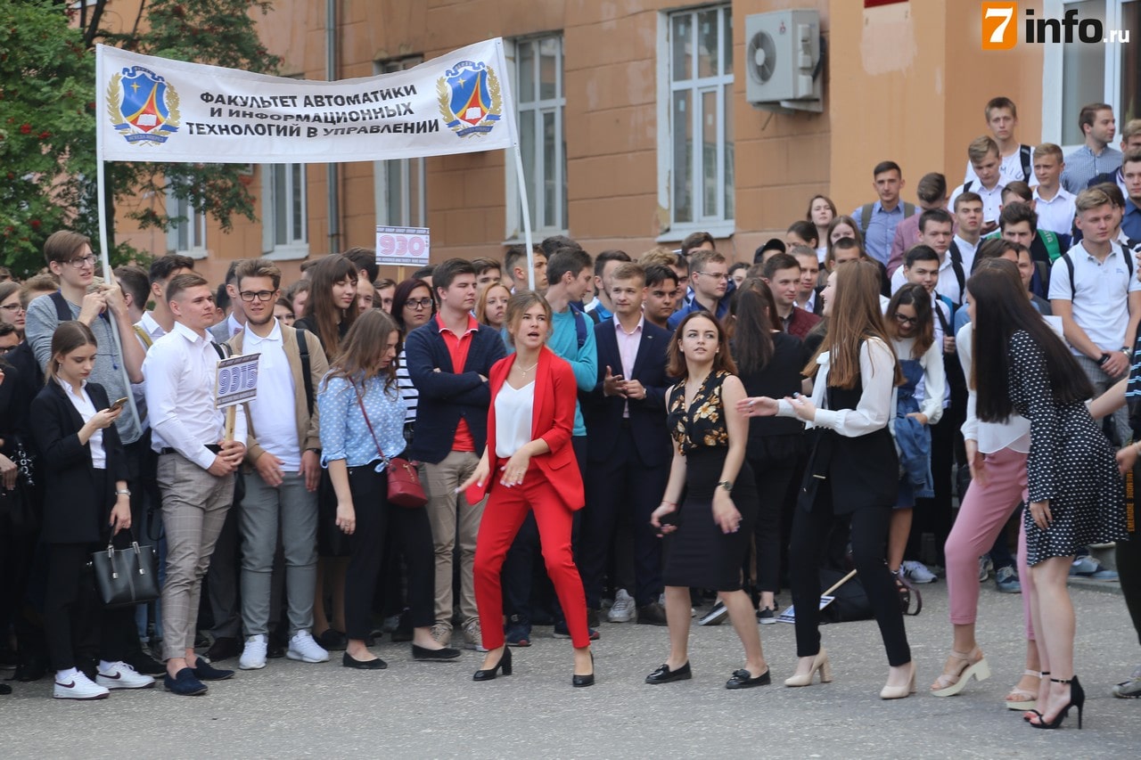 Елена Митина поздравила с Днём знаний студентов Рязанского радиотехнического университета