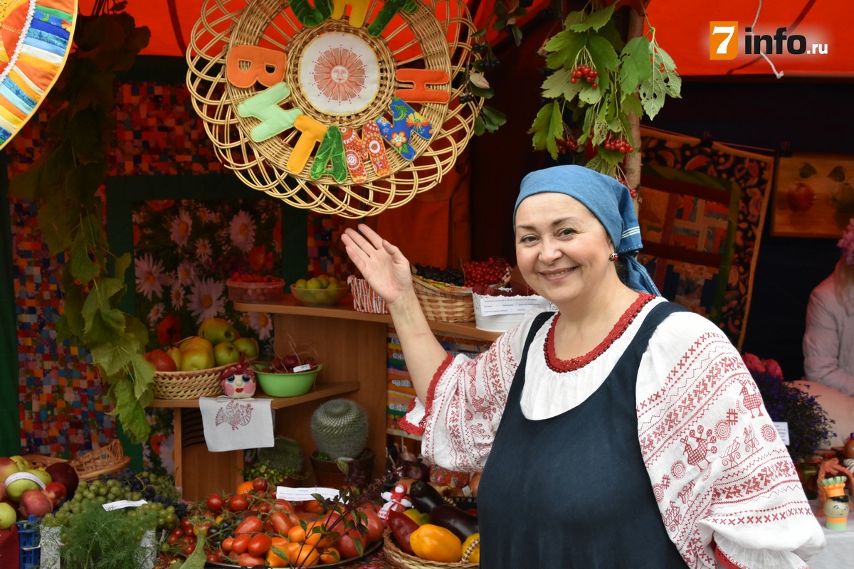 Рязанские дачники представили на празднике урожая уникальные сорта ягод и овощей