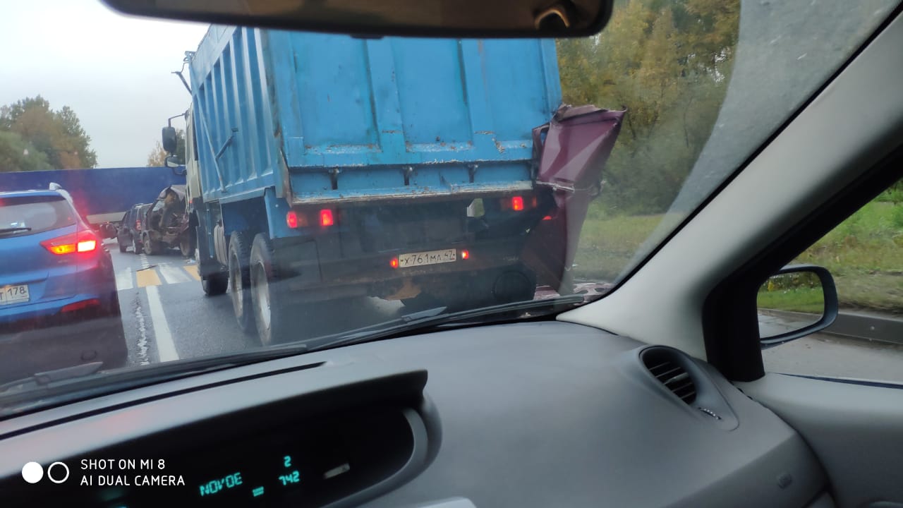 В Петербурге водитель Газели устроил массовое ДТП с пострадавшими