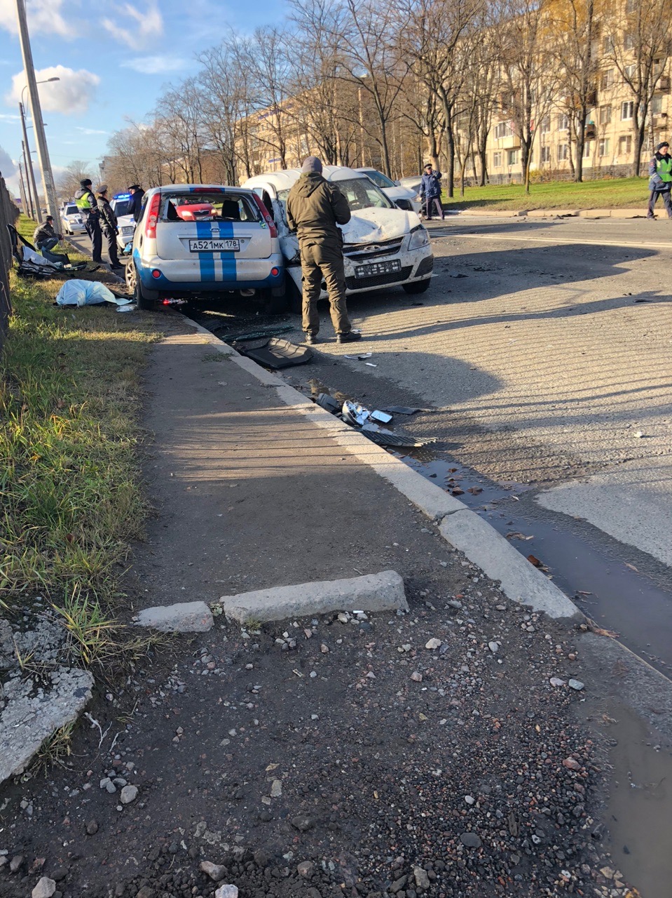 Мужчина и женщина погибли в ДТП в Петербурге