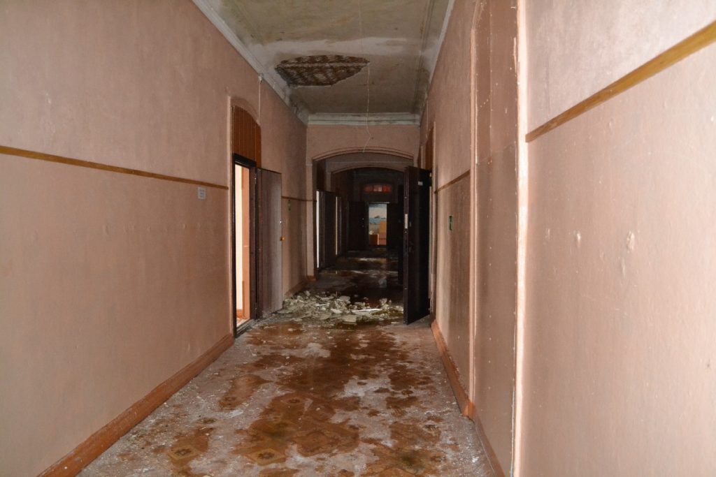 В Пронском районе ливень затопил школу