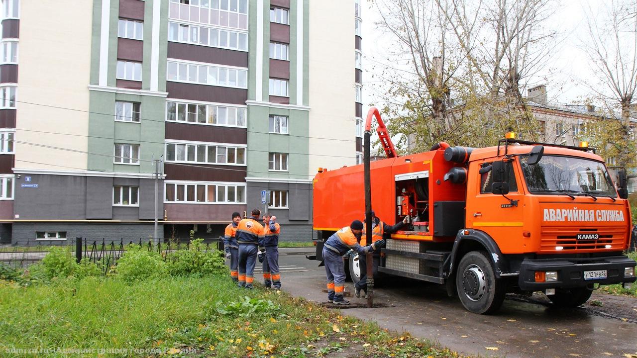 В Рязани продолжается ремонт ливневой канализации
