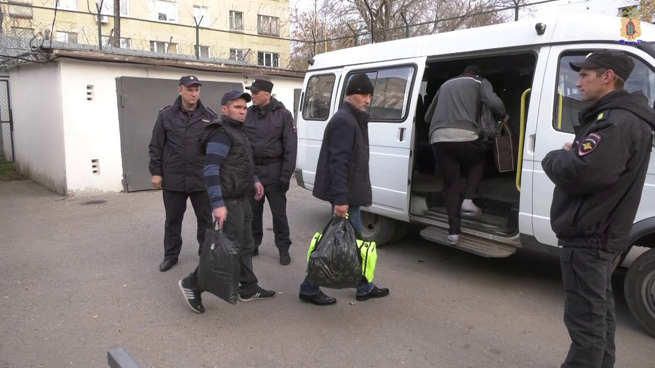 Рязанские полицейские депортировали за пределы России пятерых иностранцев