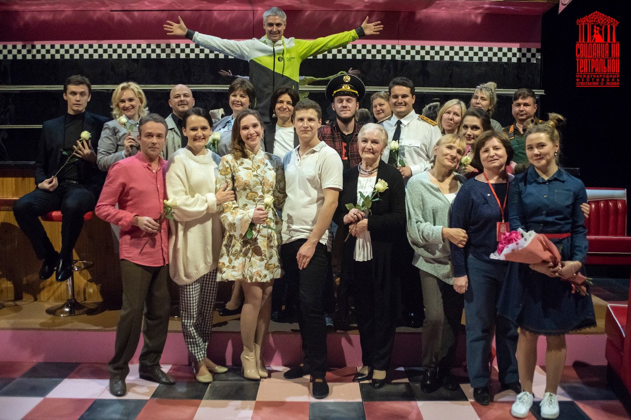 В Рязани торжественно открыли фестиваль «Свидания на Театральной»