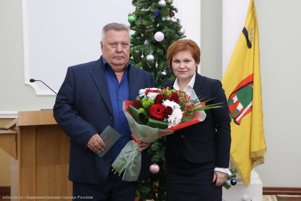 Елена Сорокина поздравила с юбилеем почётных граждан Рязани