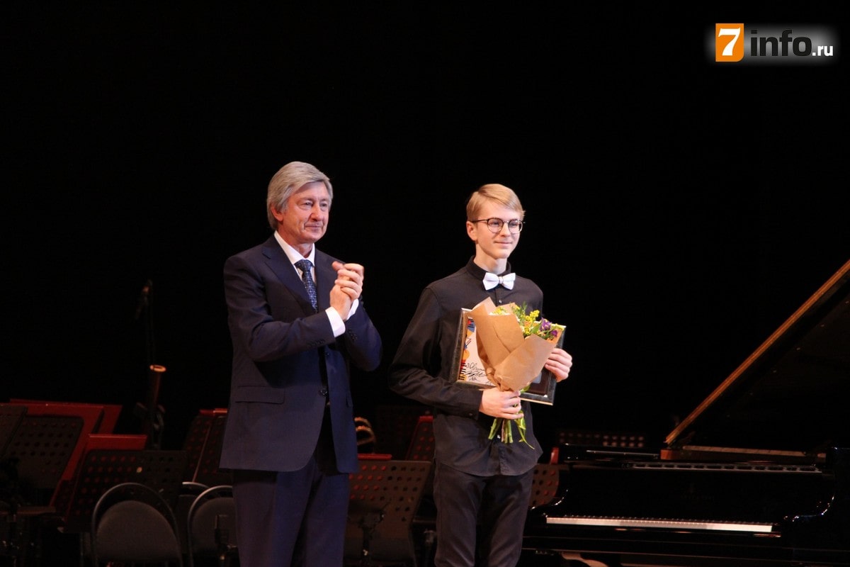 Рязанец стал лауреатом I Международного фортепианного конкурса русской музыки