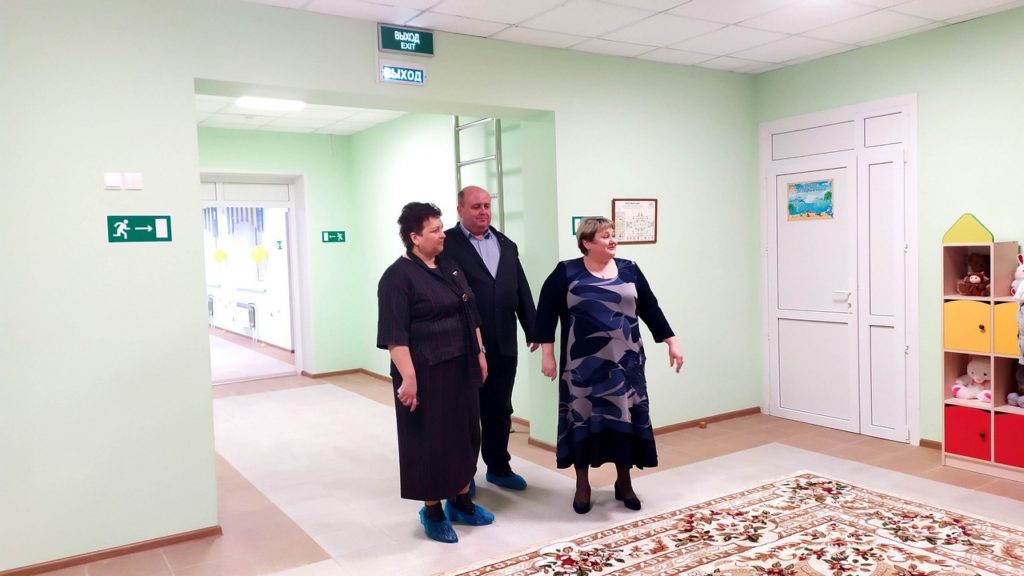 Елена Митина посетила детский сад «Золотая рыбка» в городе Рыбное