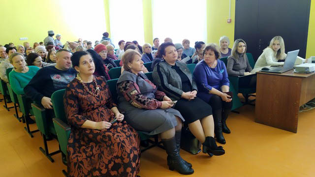 Елена Митина посетила Бобровинский сельский Дом культуры