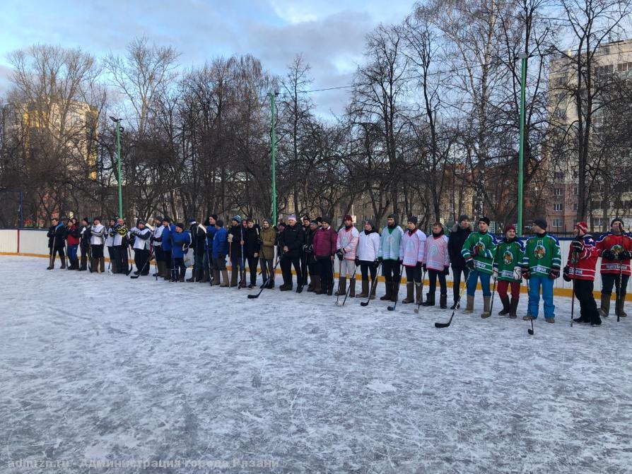 В Рязани прошёл турнир по хоккею в валенках