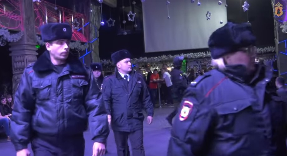 Опубликовано видео рейдов полиции по клубам Рязани