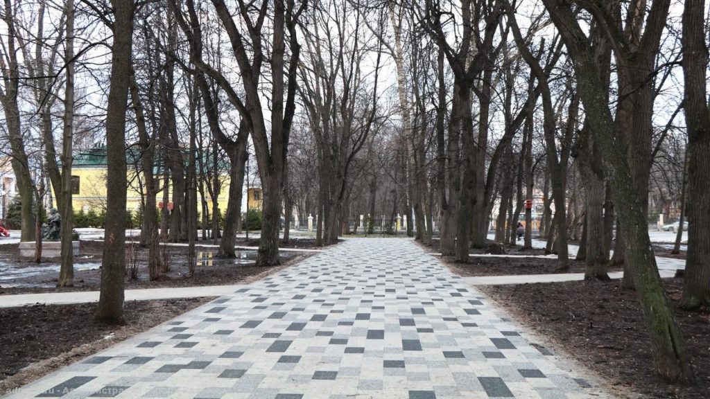 В Рязани продолжат благоустраивать Верхний городской парк