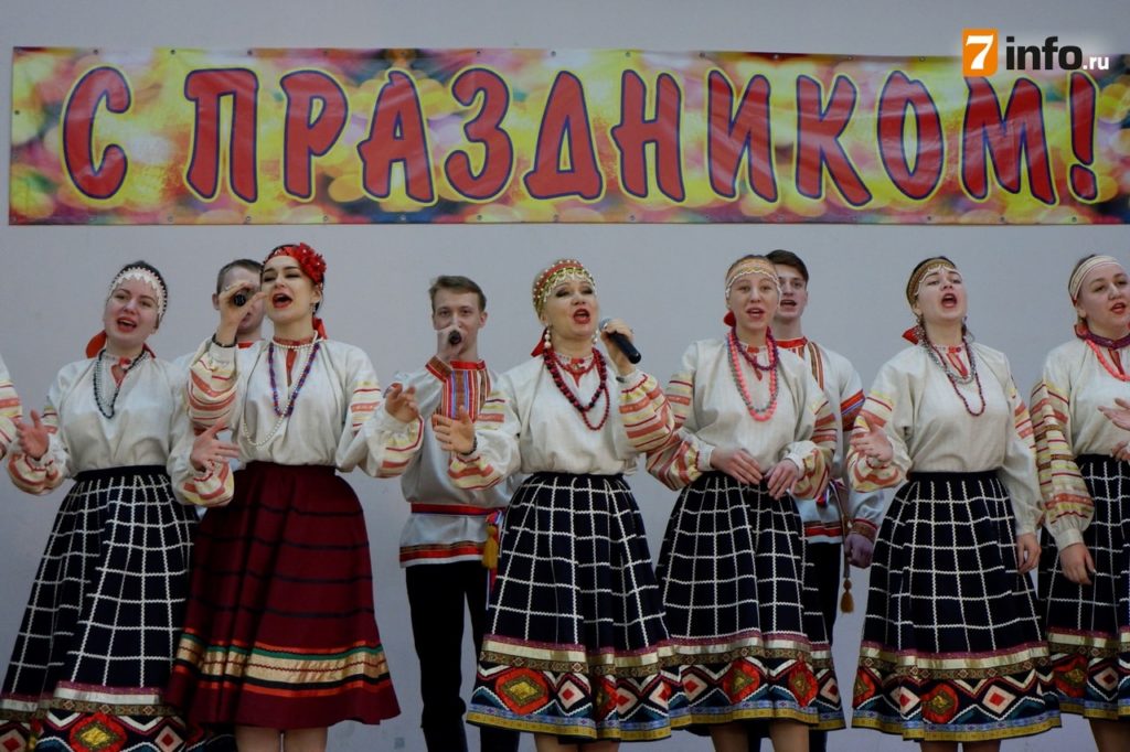 В рязанском техникуме прошёл праздничный концерт ко Дню защитника Отечества