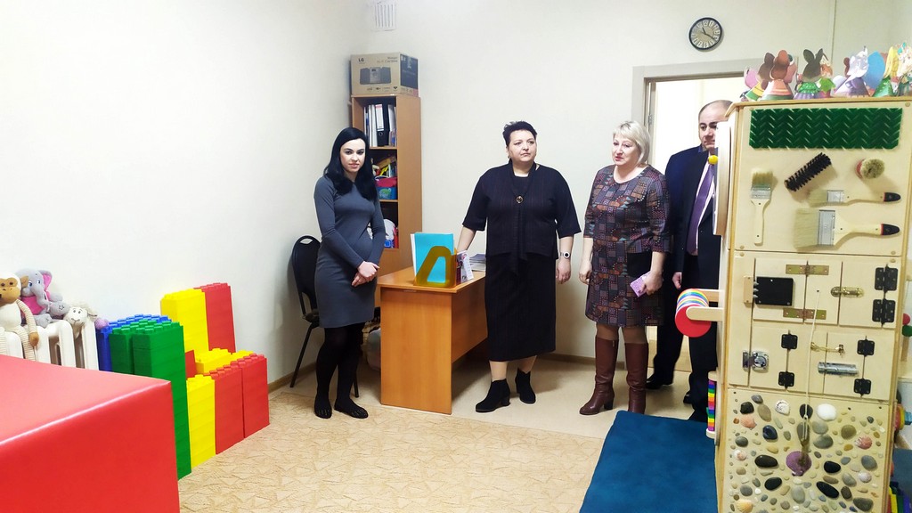 Елена Митина посетила Скопинский комплексный центр социального обслуживания населения