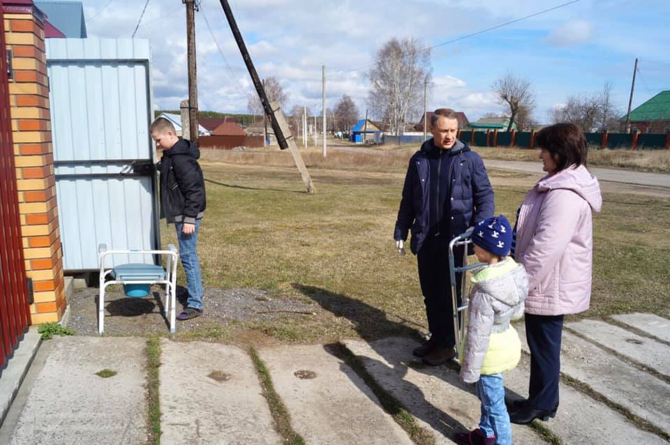 Аркадий Фомин принял участие в работе благотворительного фонда «Забота»