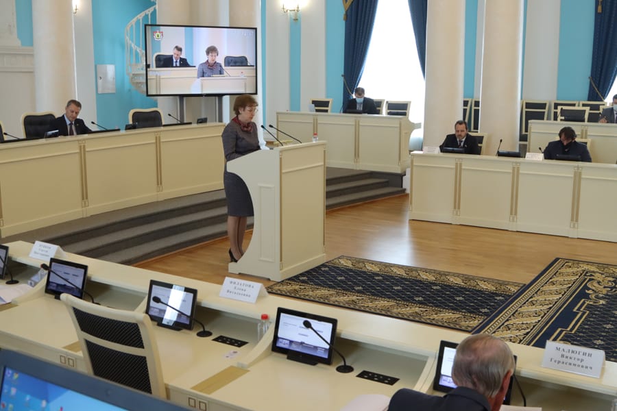 В Рязанской облдуме обсудили подготовку кадров в профессиональных образовательных учреждениях