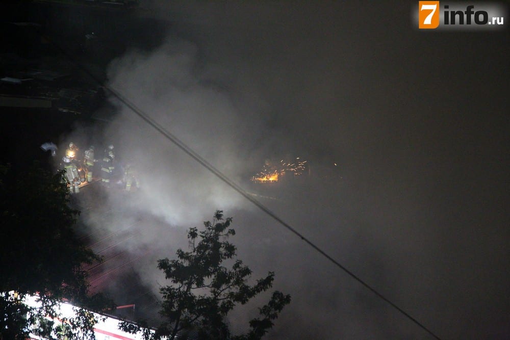 Фоторепортаж с тушения пожара в пекарне в Рязани