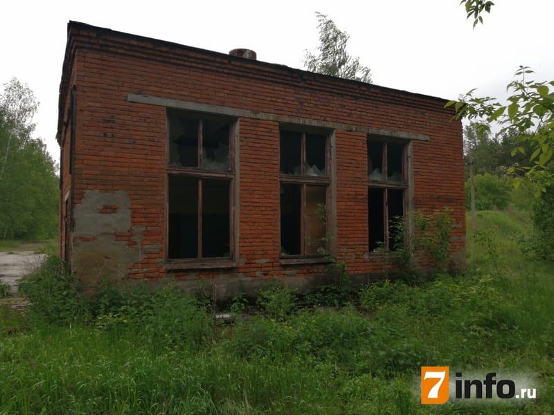 Рязанцы пожаловались на опасный заброшенный объект в районе села Агропустынь