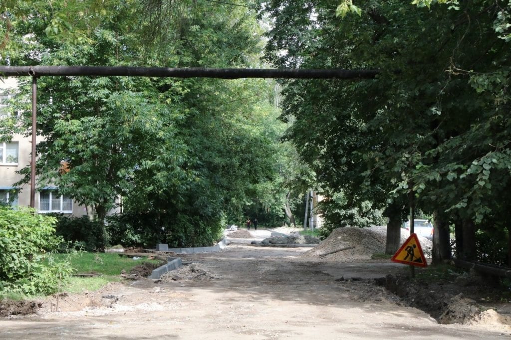 В Рязани подрядчика оштрафуют за срыв сроков по ремонту двора