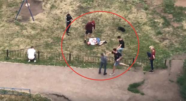 Толпа жестоко избила парня после вечеринки в Башкирии