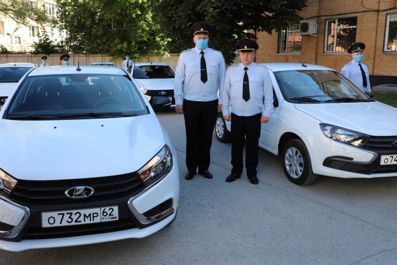 Рязанские полицейские получили новые служебные автомобили