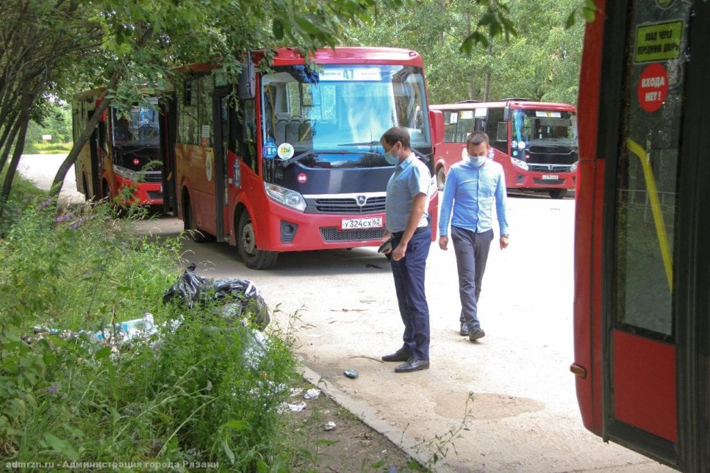 В Рязани проверили конечные остановки общественного транспорта