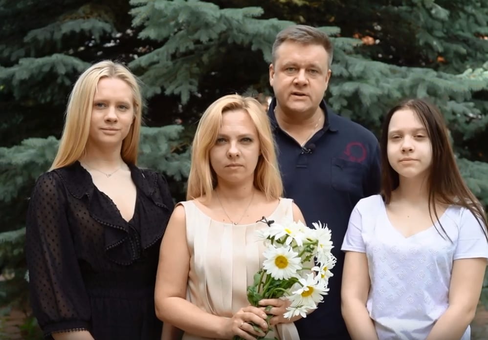 Семья губернатора Любимова поздравила рязанцев с Днём Петра и Февронии
