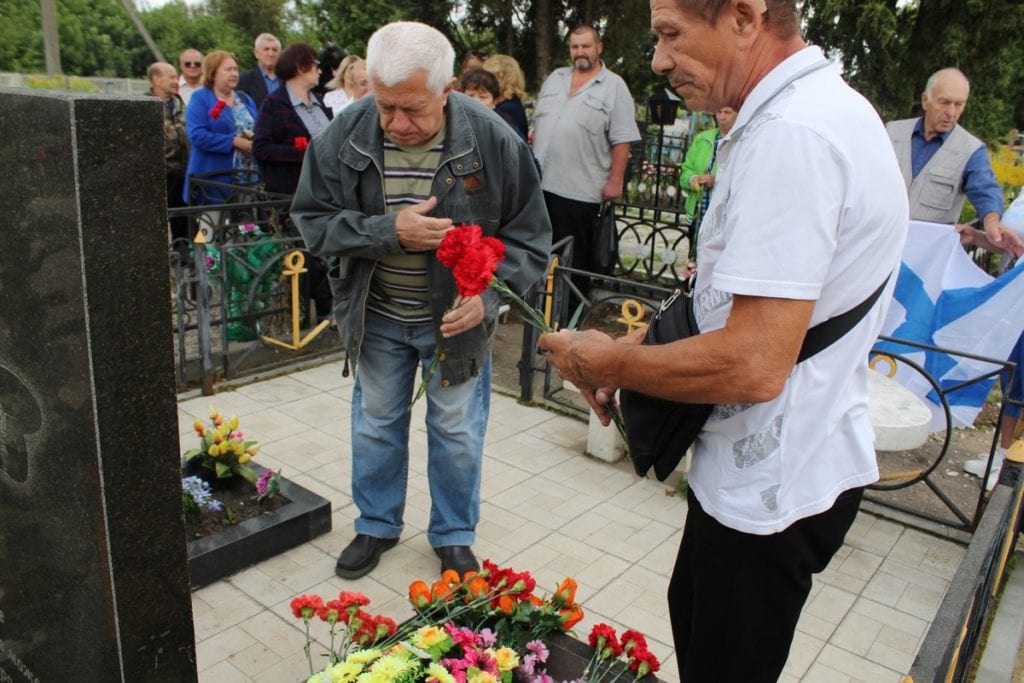 В Сасове почтили память моряка, погибшего на подводной лодке «Курск»