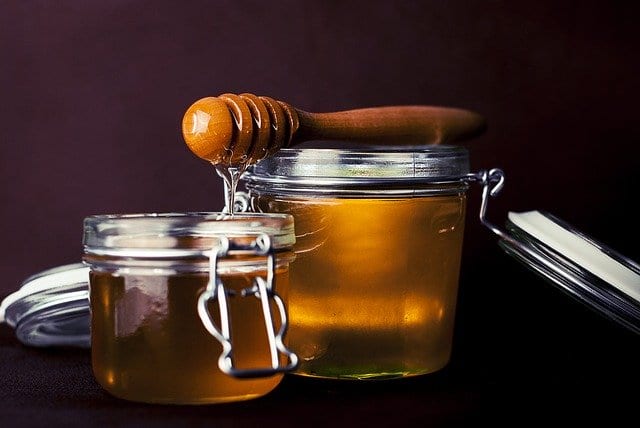 Как распознать хороший мед на ярмарке и в магазине?