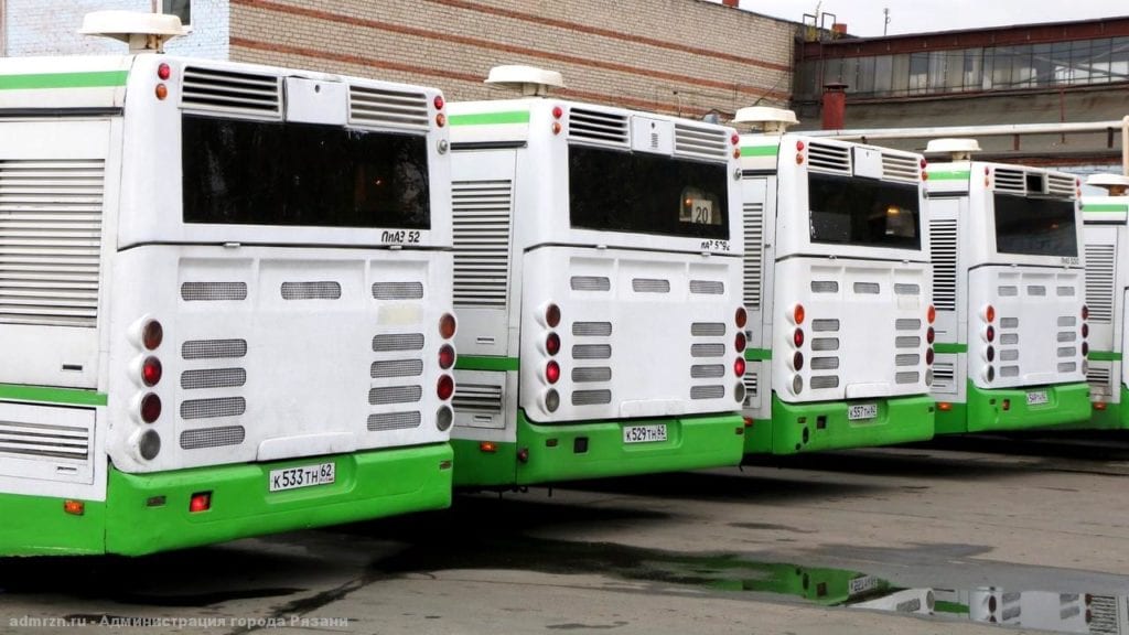 В понедельник в Рязани на популярные маршруты вышли 6 автобусов из Москвы