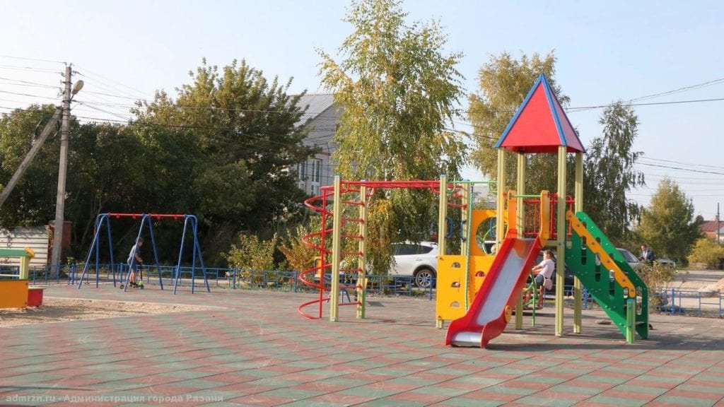 В Канищеве появилась новая детская площадка