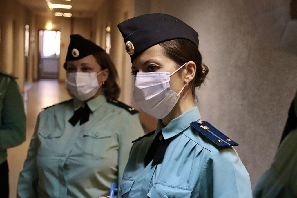 Рязанские приставы отработали правила несения службы в судах