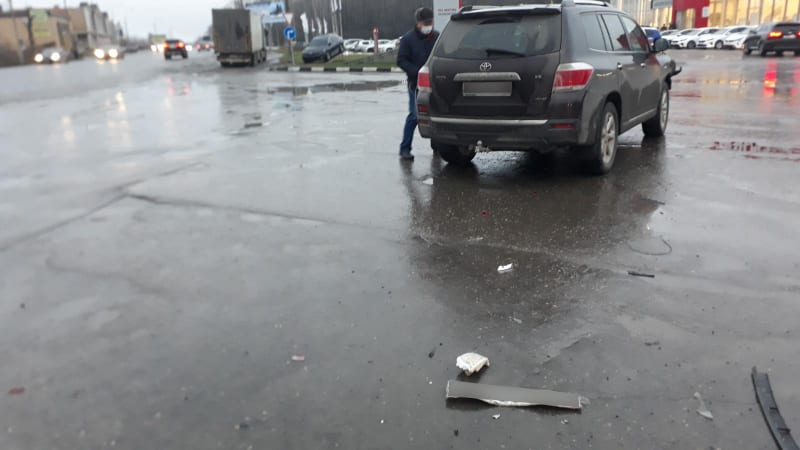 В Рязани из-за аварии Opel с Toyota пострадал водитель одной из машин
