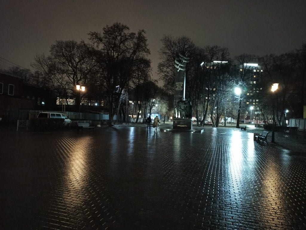 Рязань во власти гололёда: фоторепортаж с улиц вечернего города