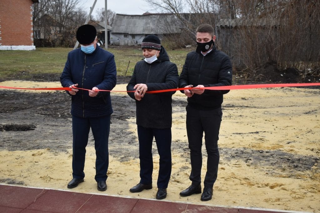 В Сасовском районе открыли современную спортплощадку