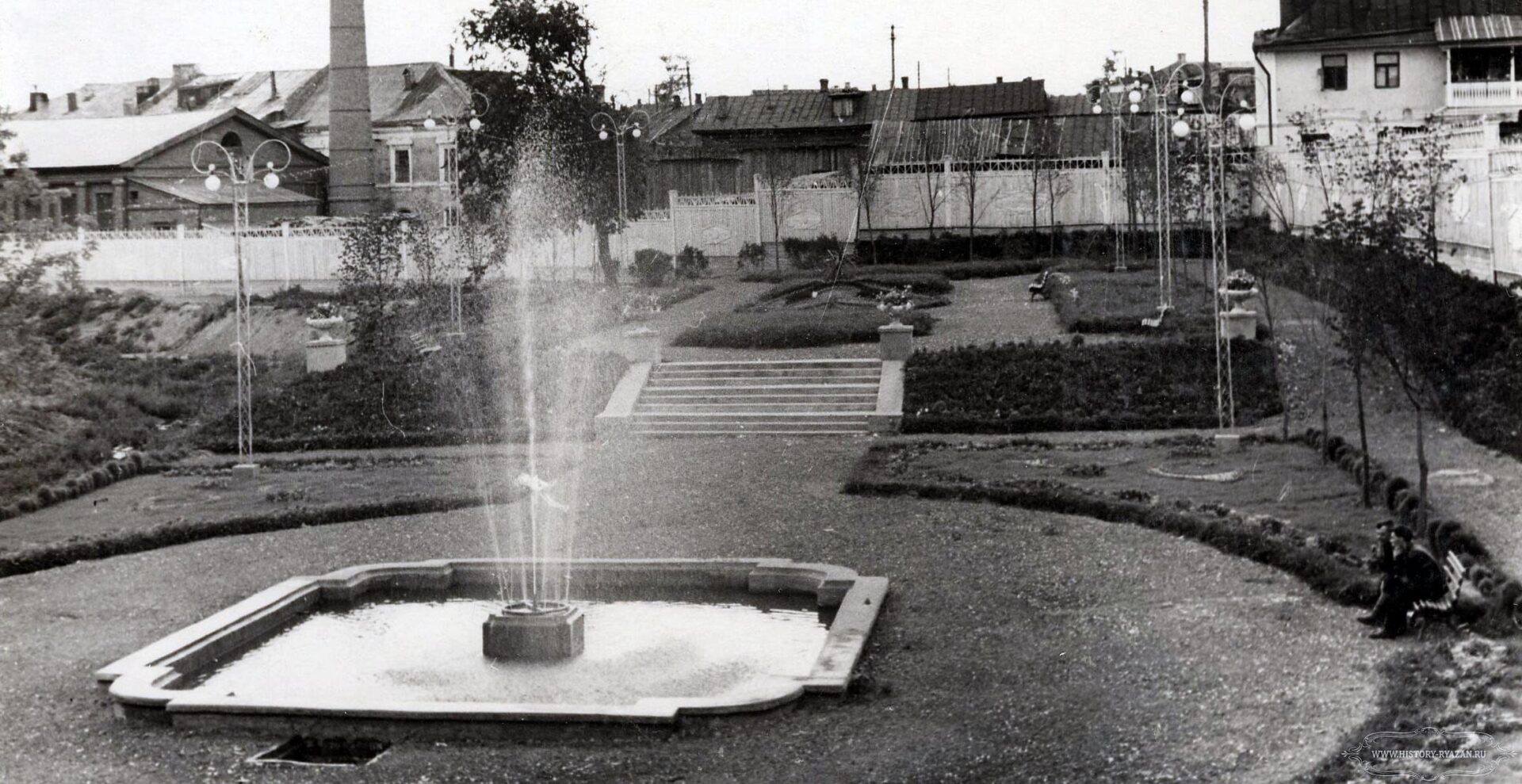 В Рязани при реконструкции Астраханского моста у цирка нашли остатки фонтана 1950-х годов