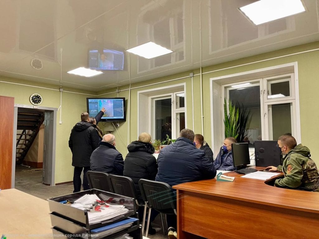 Владимир Бурмистров провёл планерку в Дирекции благоустройства города