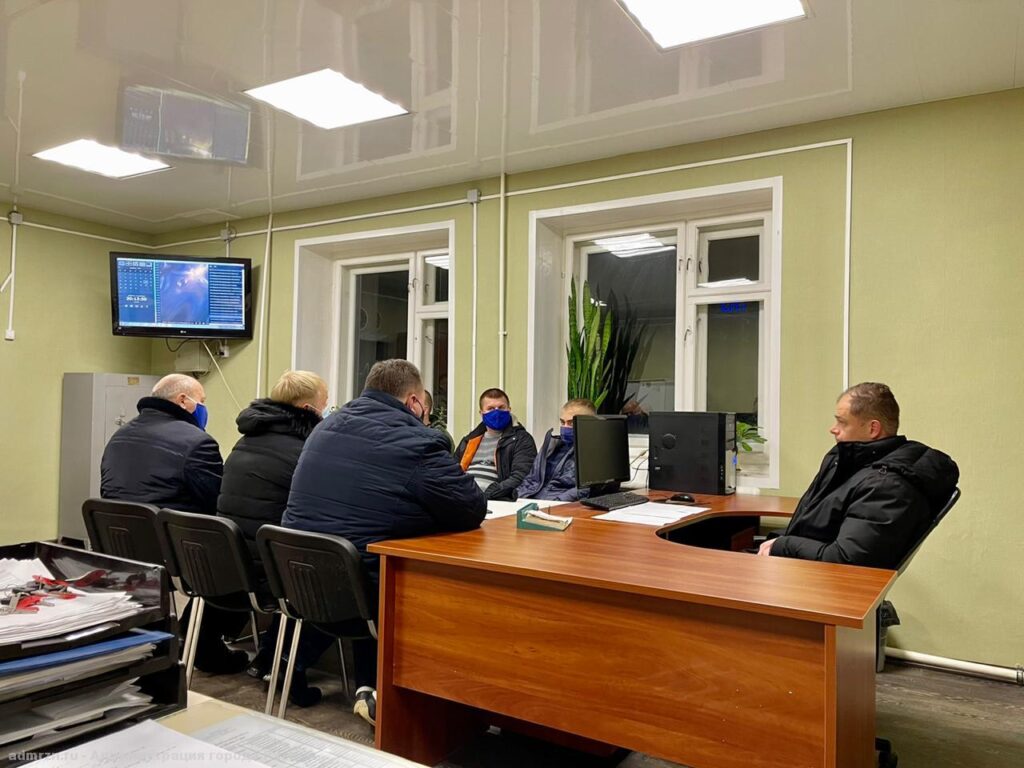 Владимир Бурмистров провёл планерку в Дирекции благоустройства города