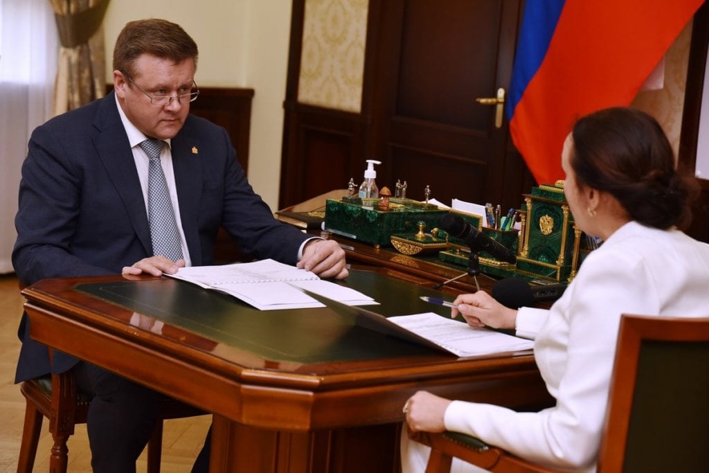 Член Совета Федерации Ирина Петина рассказала Любимову о результатах своей деятельности
